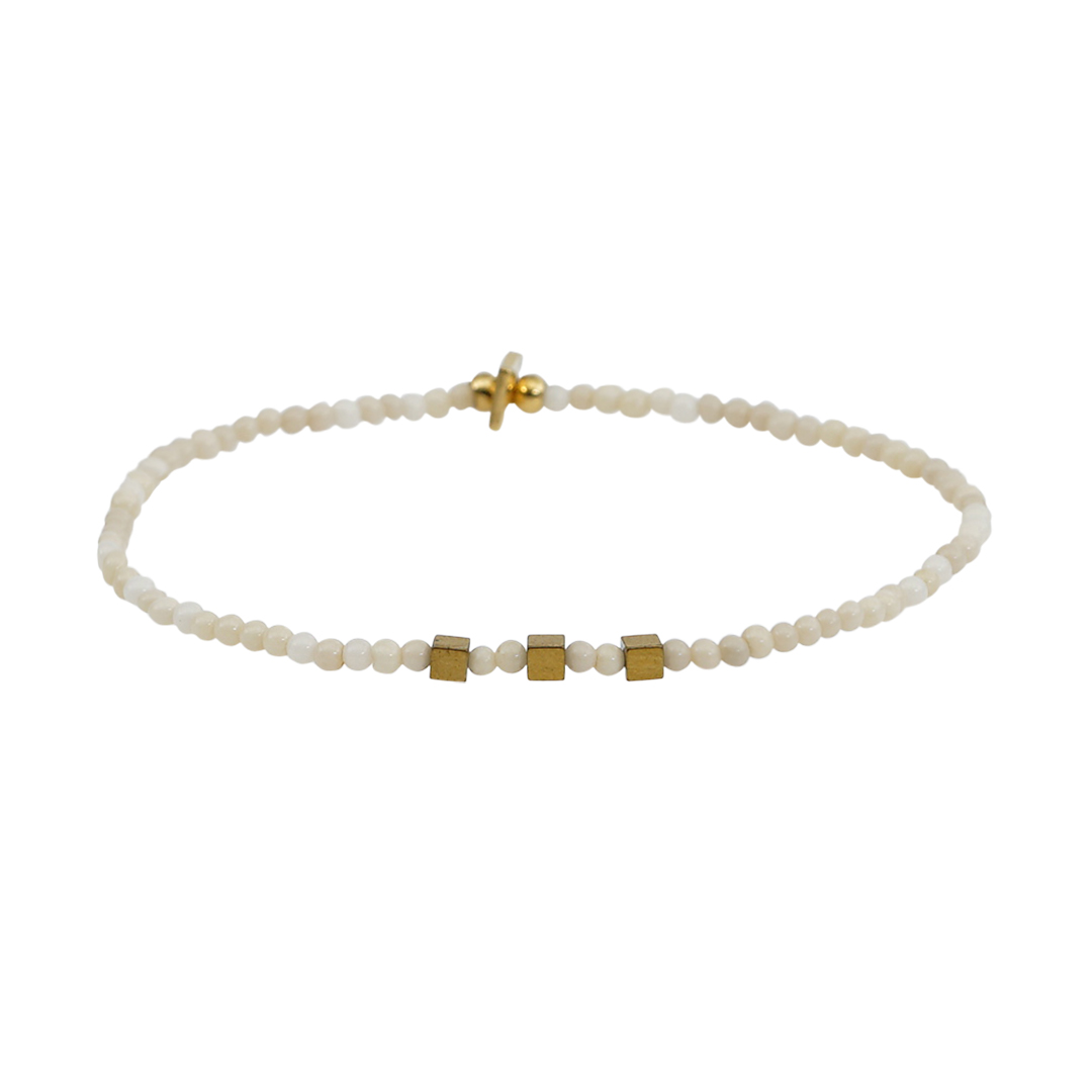 010G Edelsteen fijne armband wit Riverstone Presents and Pearls