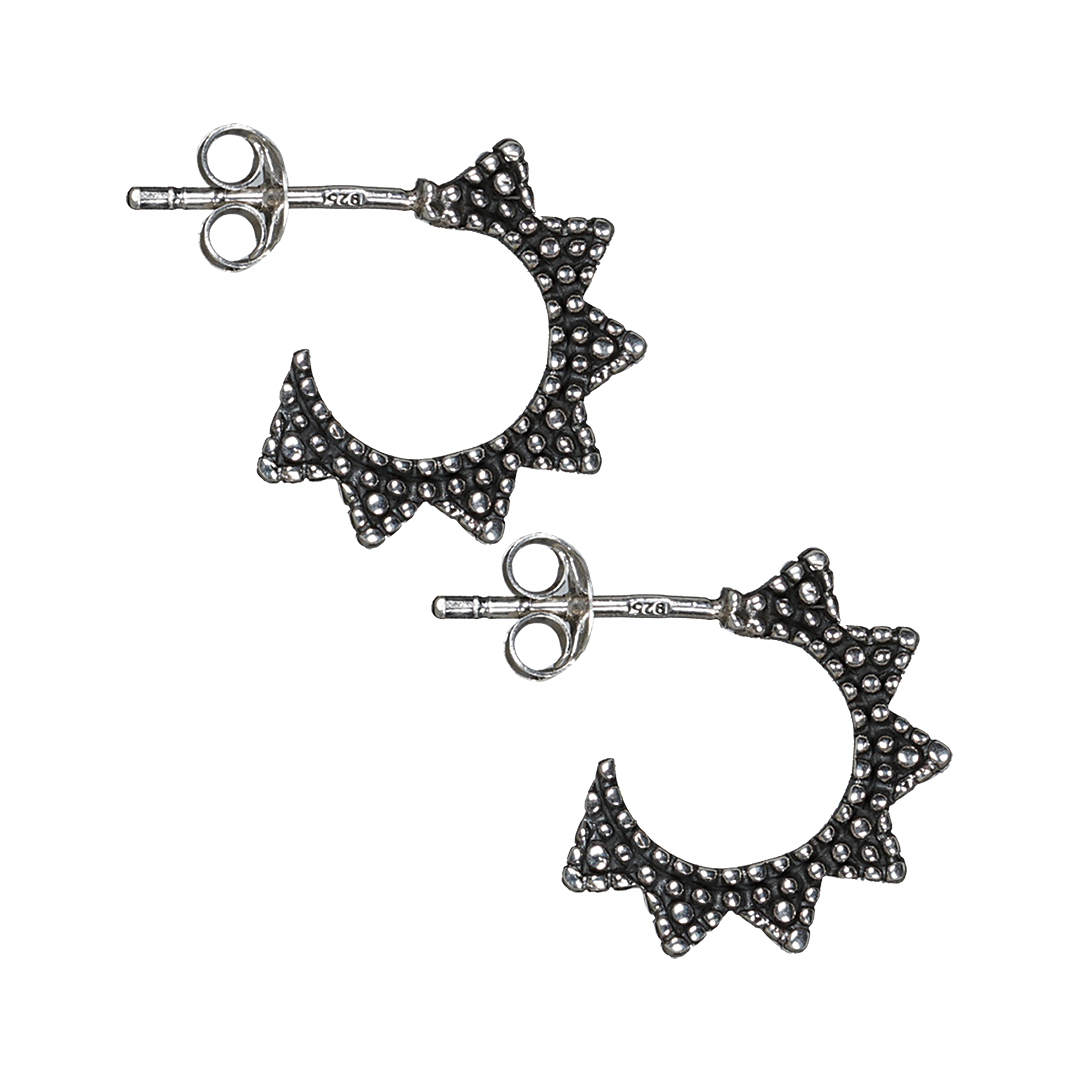 686 Saya Mala Earring 04 Silver Luck