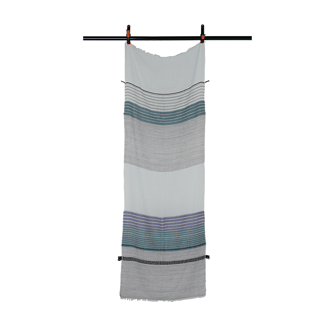752 Pasha Scarf 01Grey Indian Blue