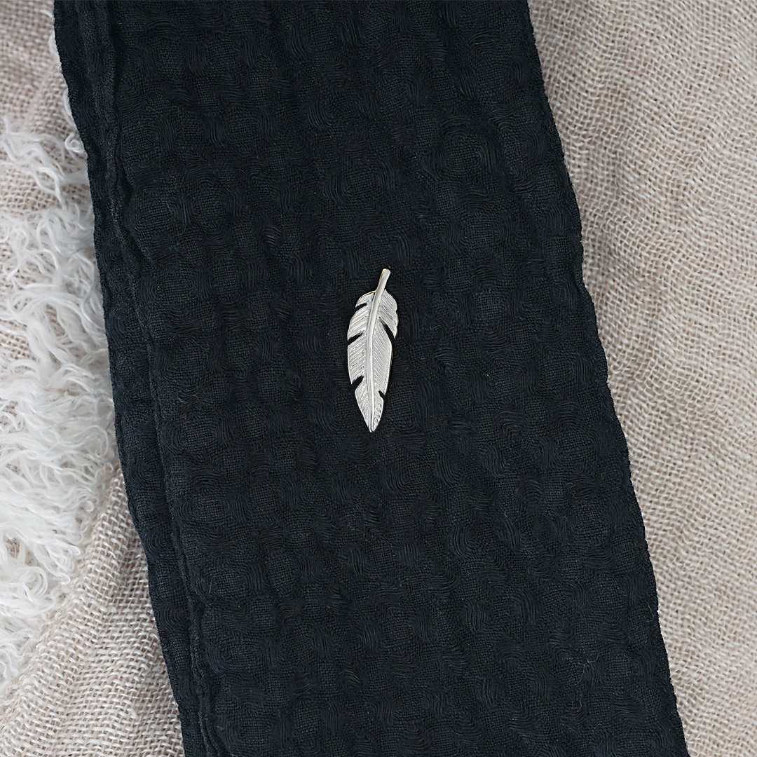 Pin broche veertje zilver 958 01Z